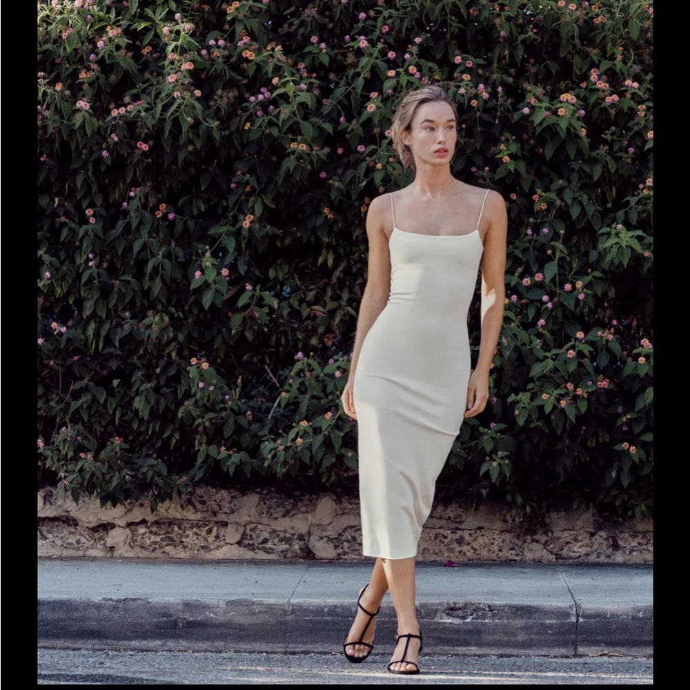Zara interlock stretch slit midi dress - Picture 2 of 11